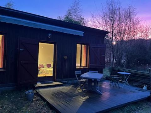 Cabane Limousine Au Bord D'Un Etang Bonnac-la-Cote Экстерьер фото